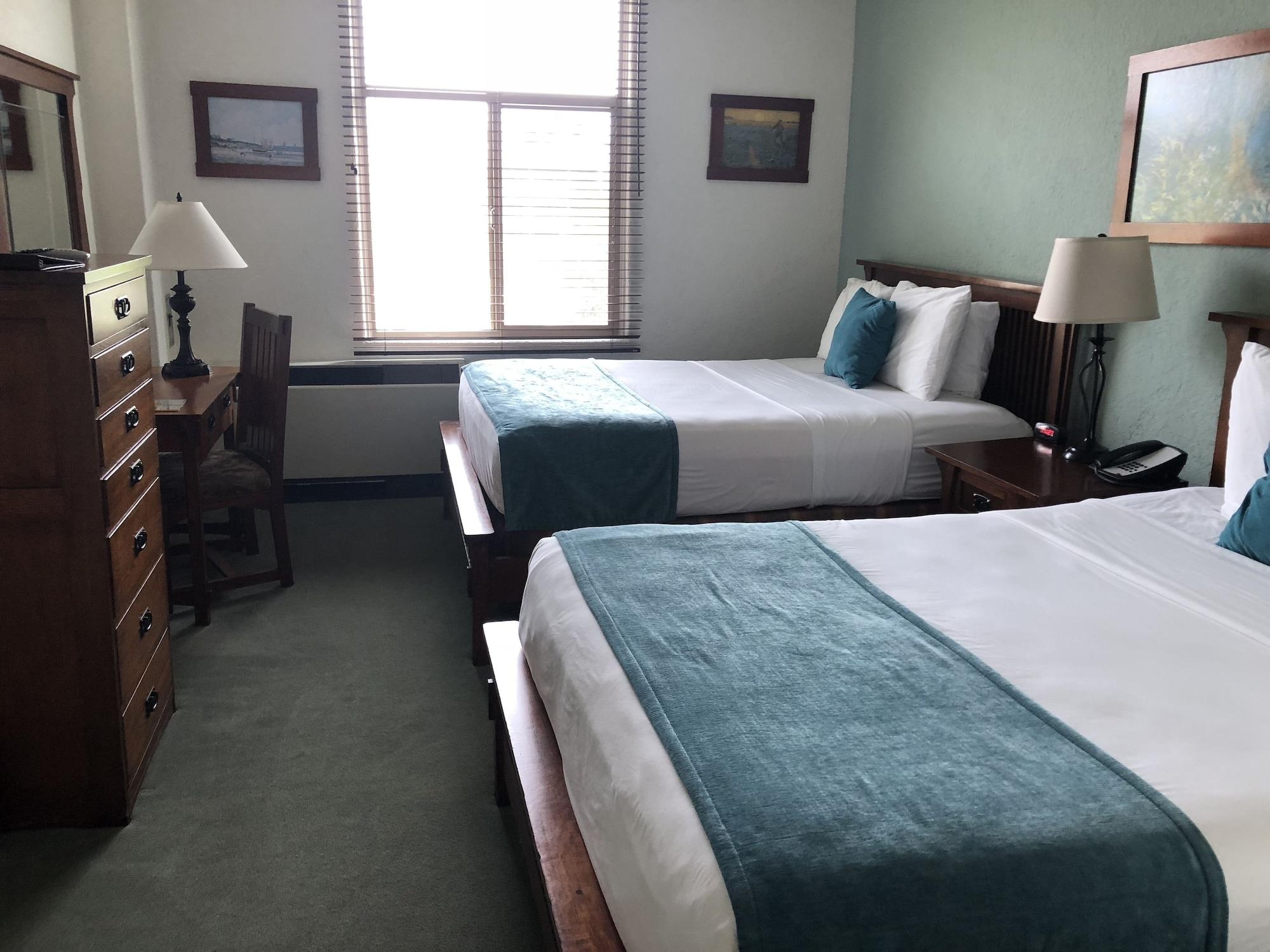 Hotel Carmel 3*