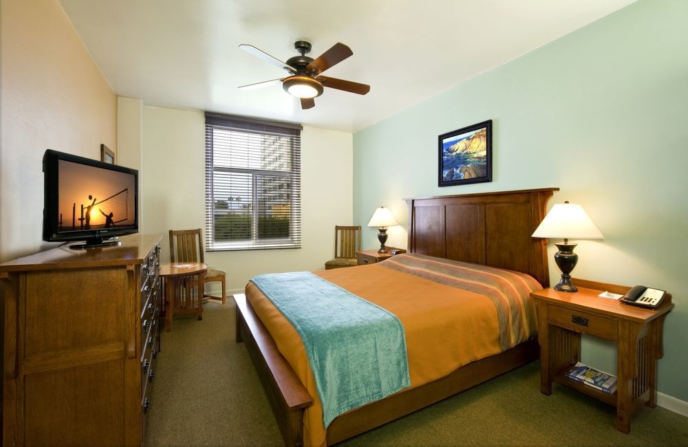 Carmel Hotel Santa Monica
